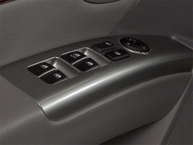 2011 Hyundai SANTA FE SE