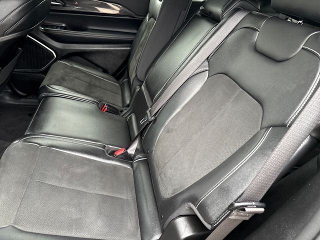 2022 Jeep Grand Cherokee L Altitude