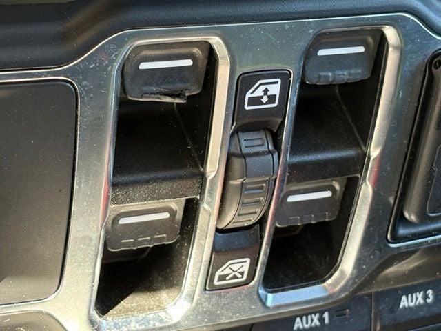 2021 Jeep Gladiator Willys
