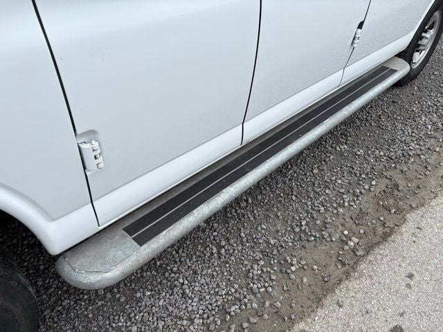 2024 Chevrolet Express 2500 Work Van Cargo