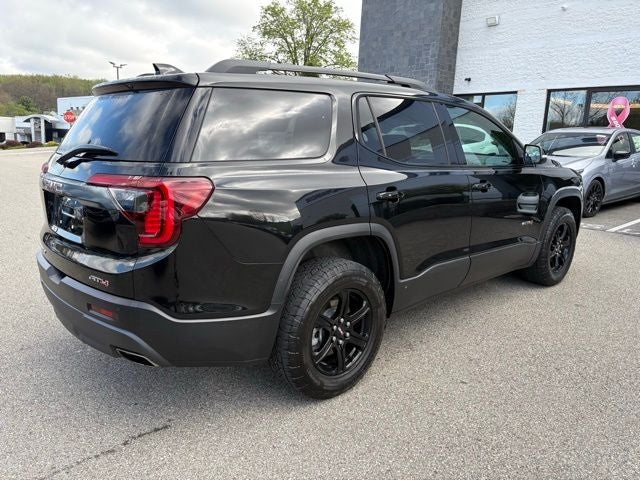 2023 GMC Acadia AT4