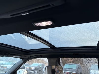 2025 GMC Yukon Denali Ultimate