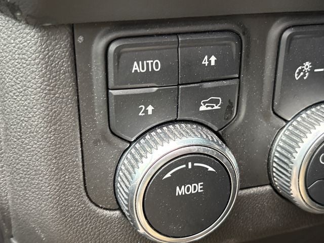 2022 GMC Yukon XL SLE