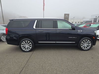 2022 GMC Yukon XL Denali