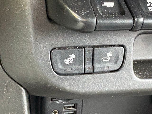 2022 GMC Canyon AT4 w/Leather