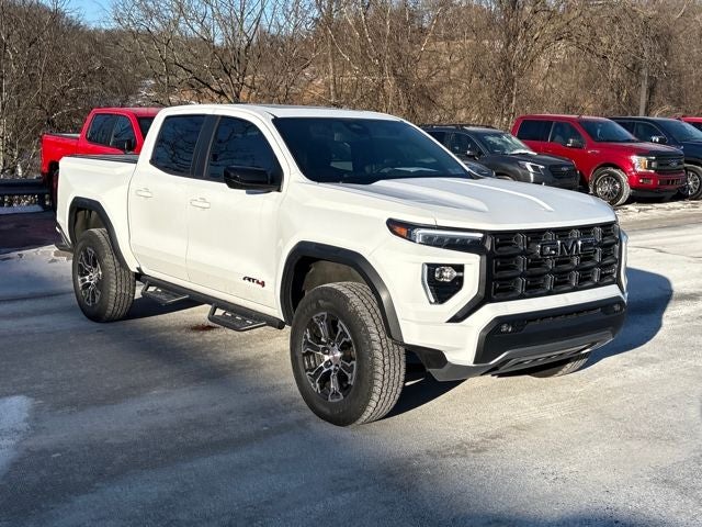 2023 GMC Canyon AT4