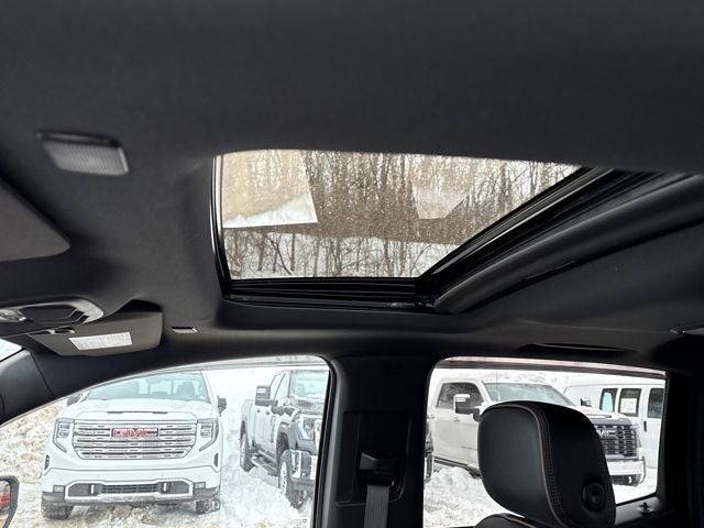 2024 GMC Canyon Denali