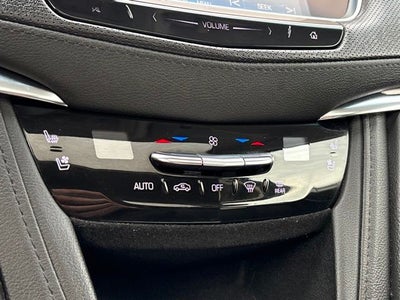 2019 Cadillac XT5 Premium Luxury