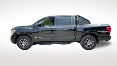 2023 Nissan Titan SV