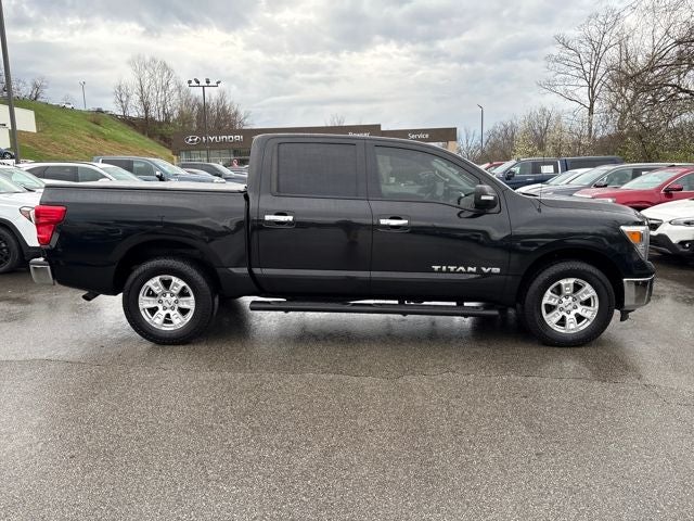 2019 Nissan Titan SV