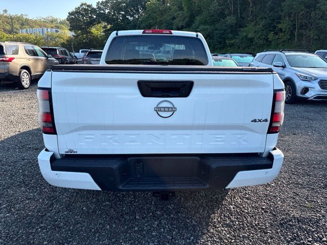 2025 Nissan Frontier SV