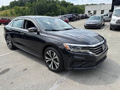 2022 Volkswagen Passat 2.0T SE