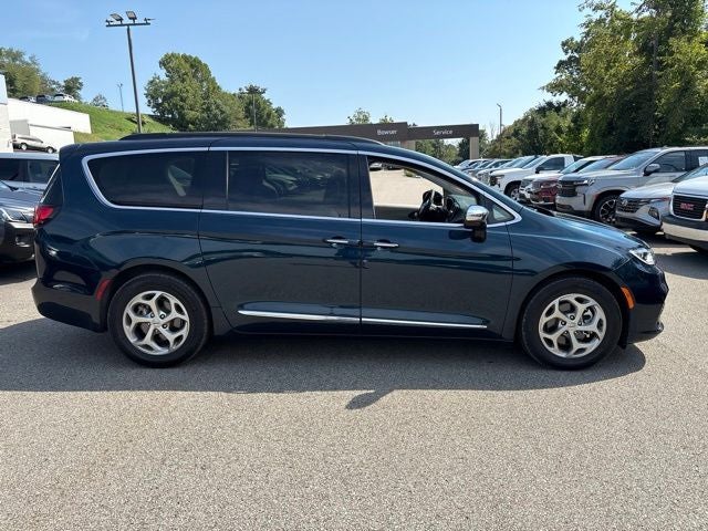 2023 Chrysler Pacifica Limited