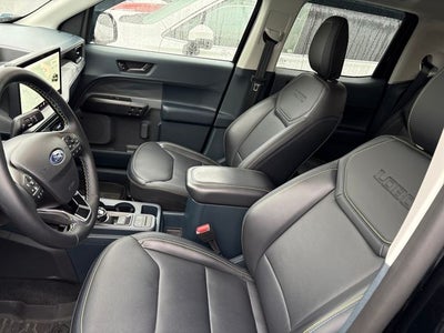 2025 Ford Maverick Lobo High