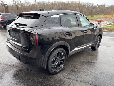 2025 Nissan Kicks SR