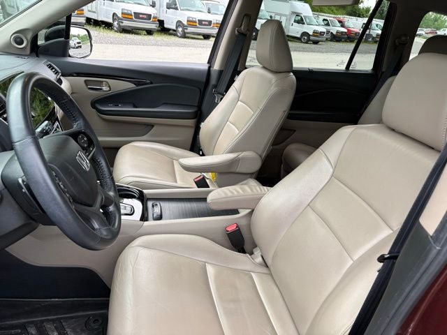 2021 Honda Pilot Touring 7 Passenger