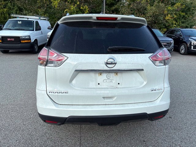 2016 Nissan Rogue SV