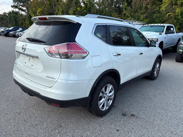 2016 Nissan Rogue SV