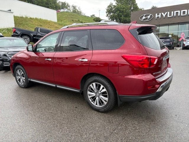 2020 Nissan Pathfinder SL