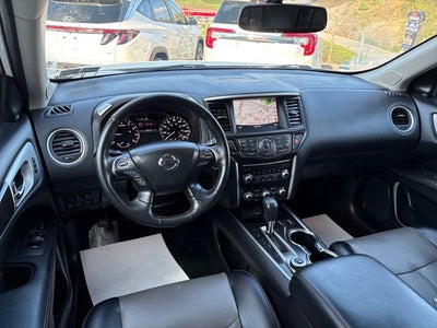 2019 Nissan Pathfinder SL