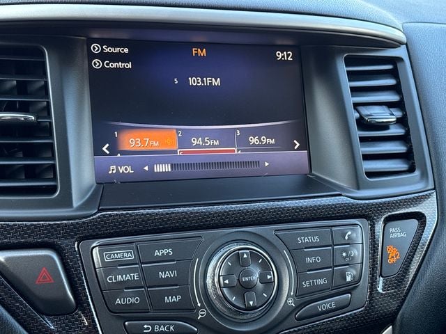 2019 Nissan Pathfinder SL