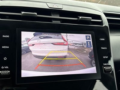 2023 Hyundai TUCSON SE