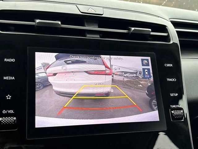 2023 Hyundai TUCSON SE