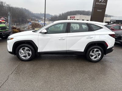 2023 Hyundai TUCSON SE