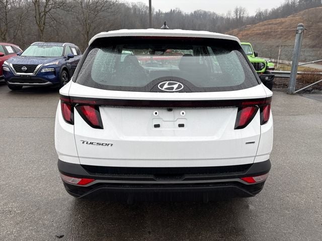 2023 Hyundai TUCSON SE