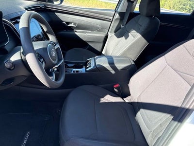 2024 Hyundai TUCSON SE
