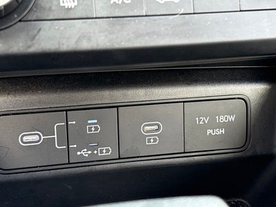 2025 Hyundai TUCSON SE