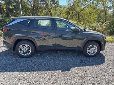 2026 Hyundai TUCSON SE