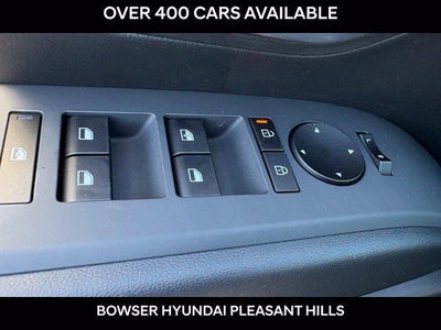 2026 Hyundai TUCSON SE AWD