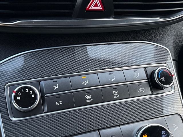 2022 Hyundai SANTA FE SE