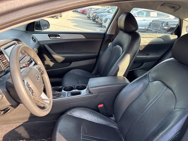 2018 Hyundai SONATA SE