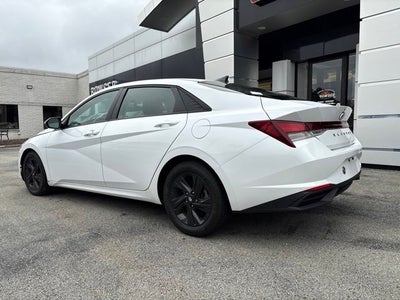 2021 Hyundai ELANTRA SEL