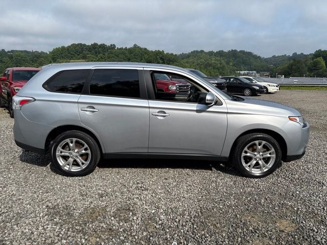 2014 Mitsubishi Outlander SE