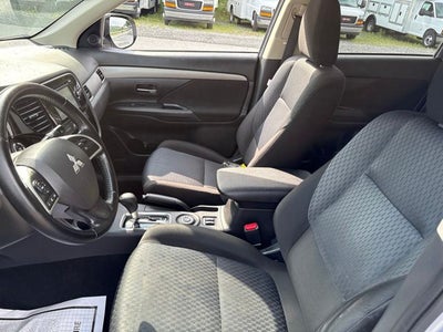 2014 Mitsubishi Outlander SE