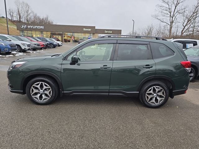 2022 Subaru Forester Premium