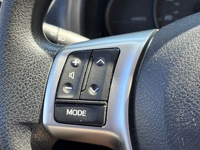 2012 Toyota Yaris LE