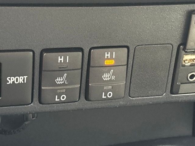 2018 Toyota RAV4 Hybrid XLE