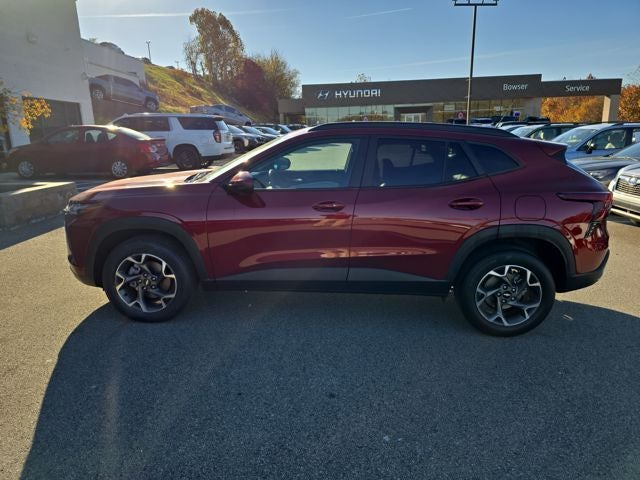 2024 Chevrolet Trax LT