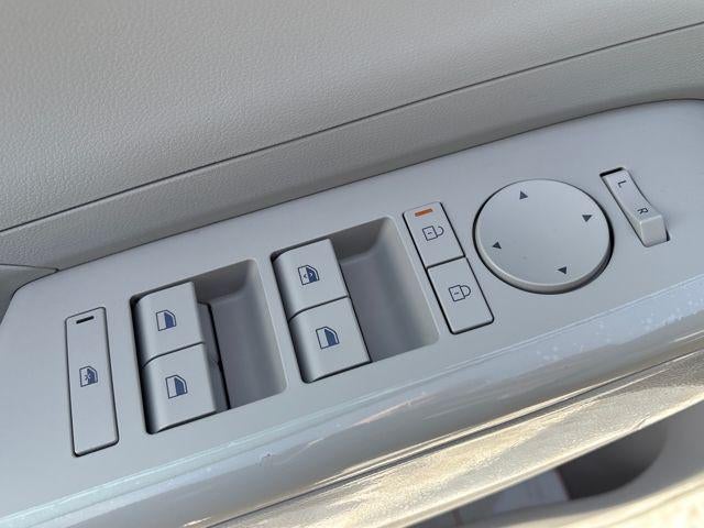 2026 Hyundai KONA SE AWD