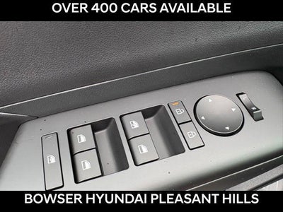 2026 Hyundai KONA SE AWD