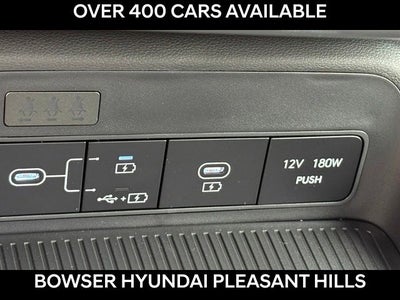 2027 Hyundai KONA SE