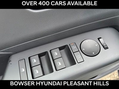 2027 Hyundai KONA SE