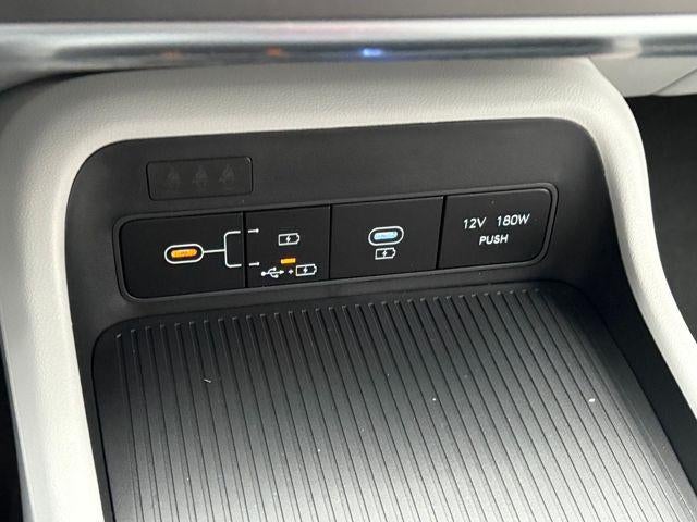 2026 Hyundai KONA SE AWD