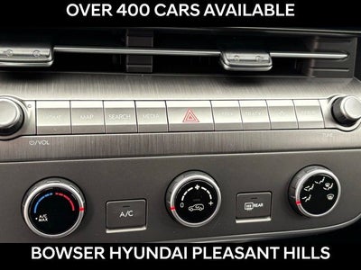 2026 Hyundai KONA SE AWD