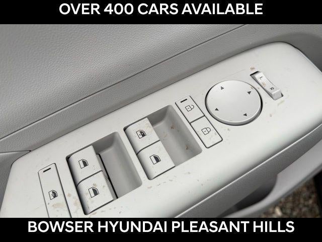 2026 Hyundai KONA SE AWD