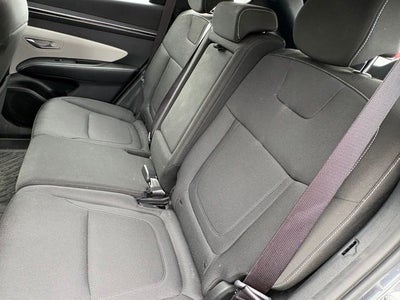 2022 Hyundai TUCSON SE